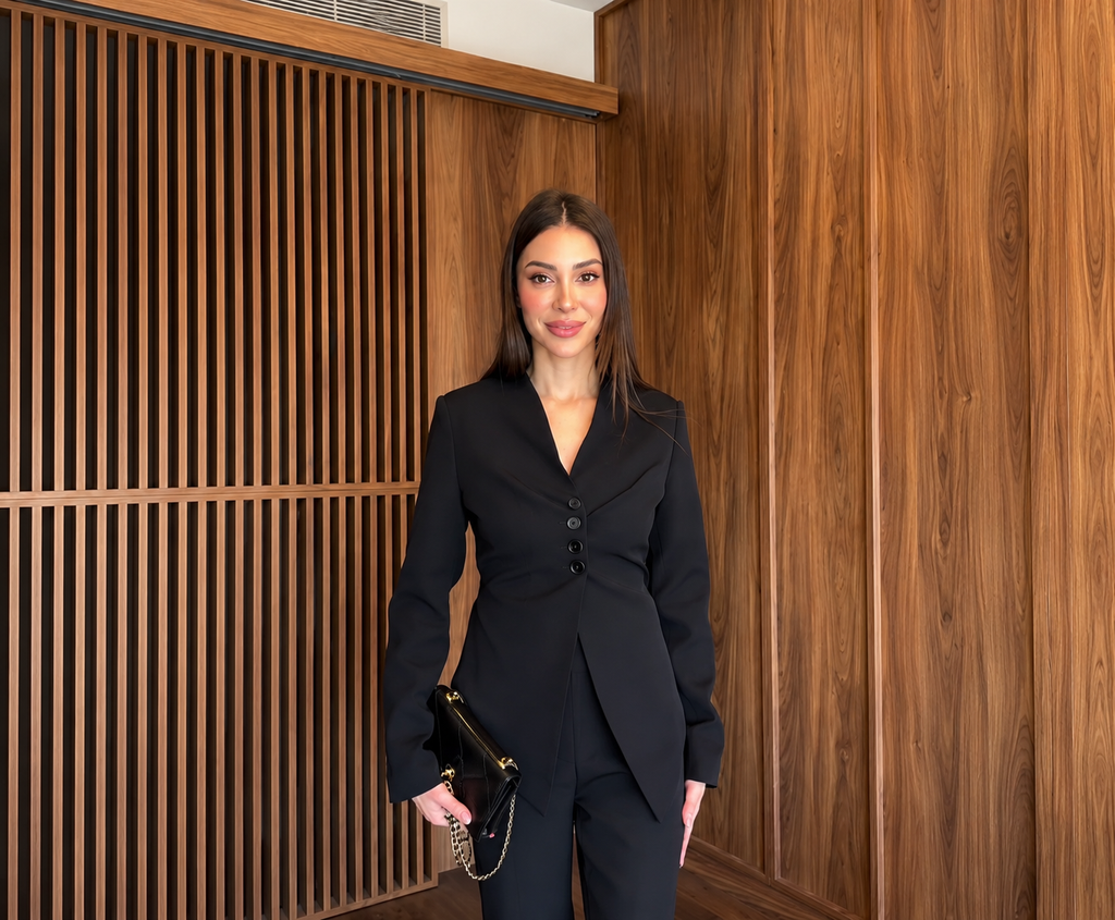 Black hourglass blazer